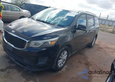 2016 Kia Sedona Lx z USA, uszkodzony, nr VIN KNDMB5C15G6085955